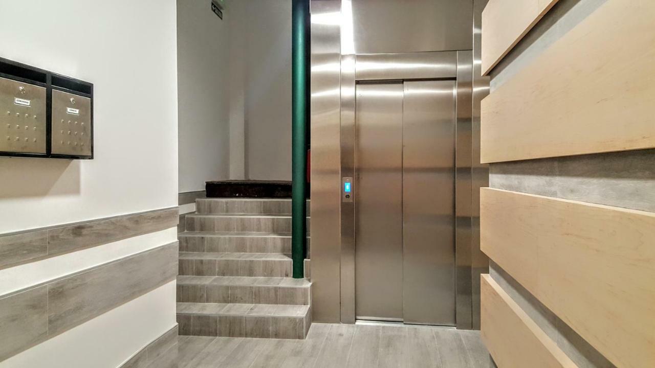 Ferienwohnung At Compania 100 M2 2 Wc Pamplona Exterior foto